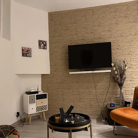 Au Kouka Apartment